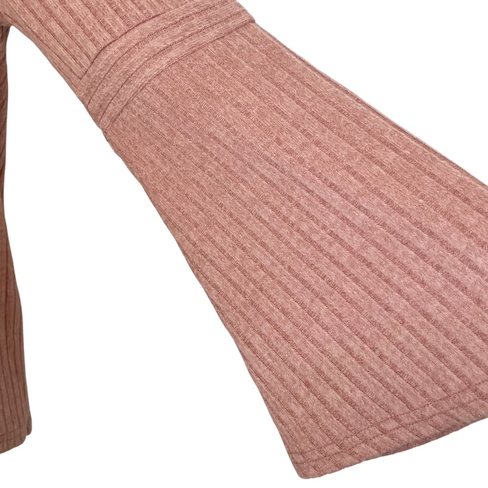 Blush Pink Three Quarter Sleeve Ribbed Tee with Flared Sleeves - Picture 11 of 16